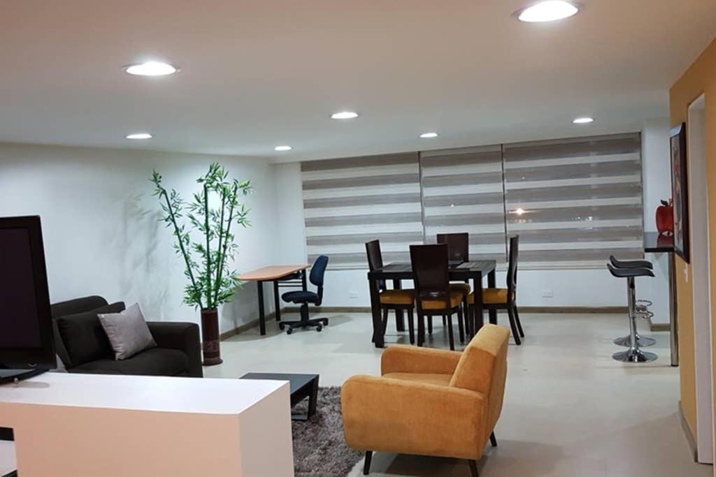 Apartamento Parque Virrey Богота Екстериор снимка